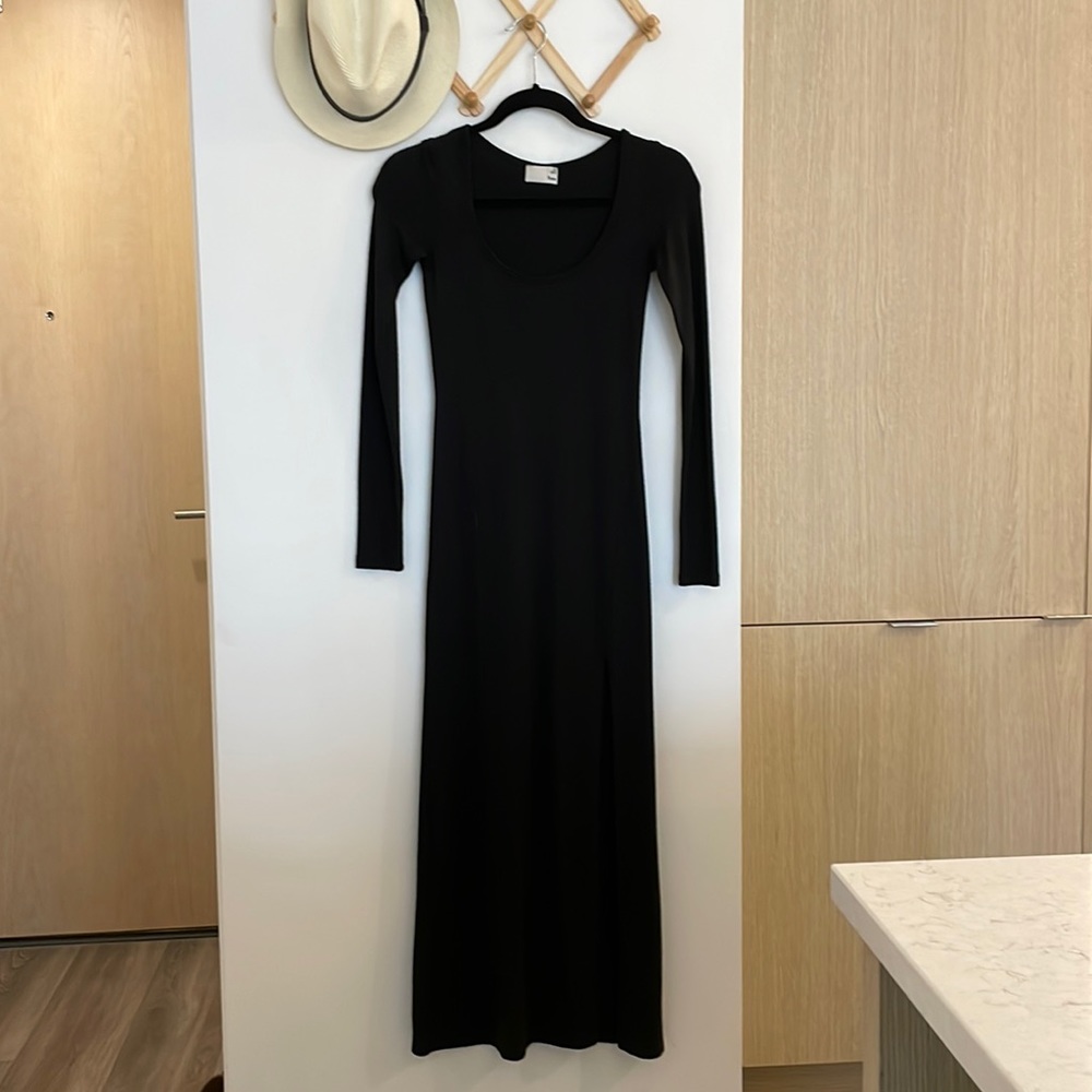 Wilfred black long dress with a slit